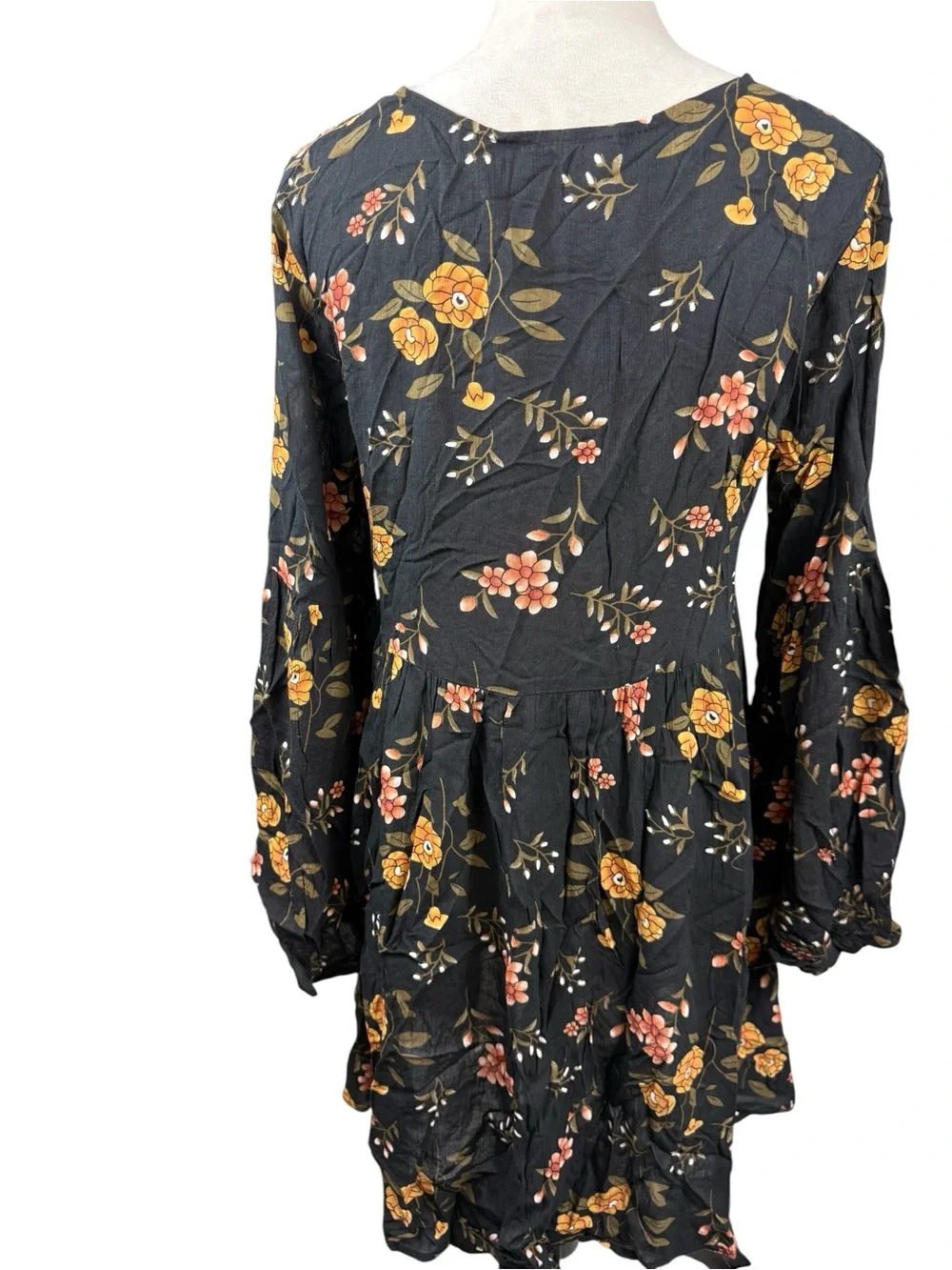 Altar'd State V-Neck dress with Floral Print size medium - Picture 4 of 8